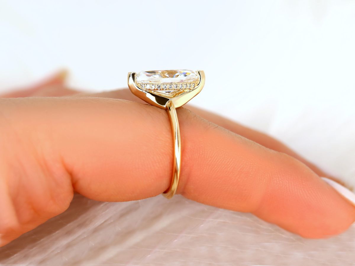 Stunning 2.80 CT Marquise Moissanite Engagement Ring with Hidden Halo Design 5
