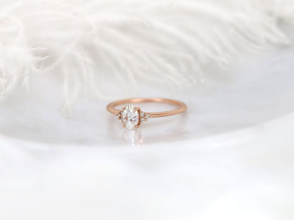 Stunning 0.50 CT Oval Moissanite Engagement Ring With Cluster Design 3