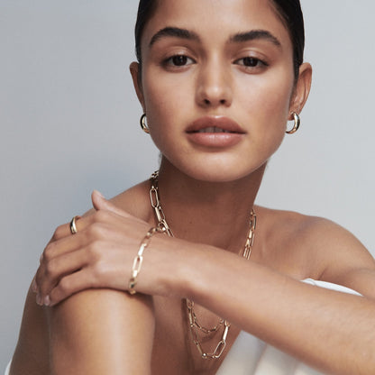 Bold Hoops Earrings in Gold 5