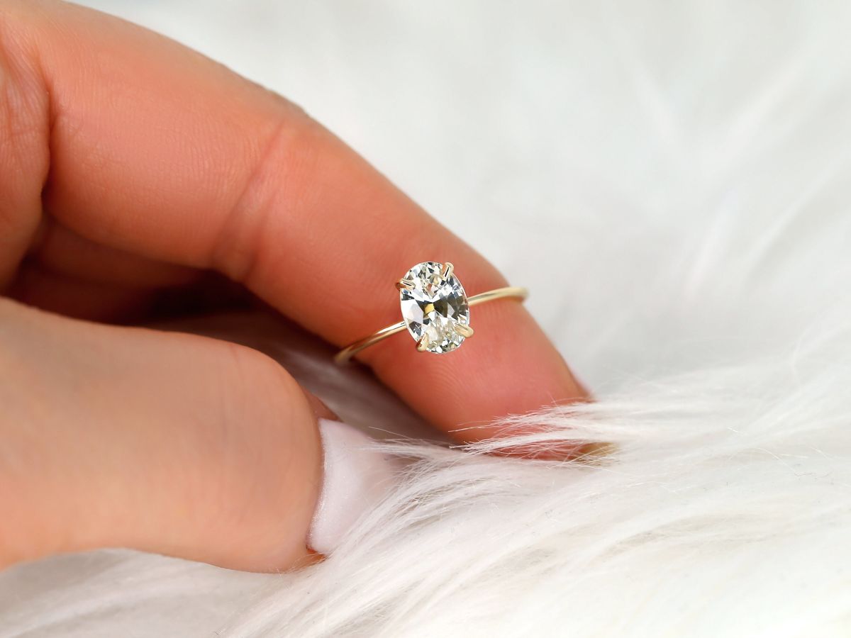 Stunning 1.98 CT Oval Moissanite Engagement Ring with Solitaire Design 6