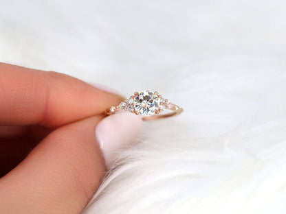 Stunning 1.0 CT Round Moissanite Engagement Ring with Cluster Design 5