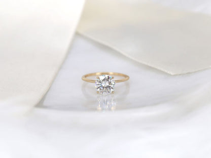 Stunning 2.0 CT Round Moissanite Engagement Ring with Solitaire Design 1