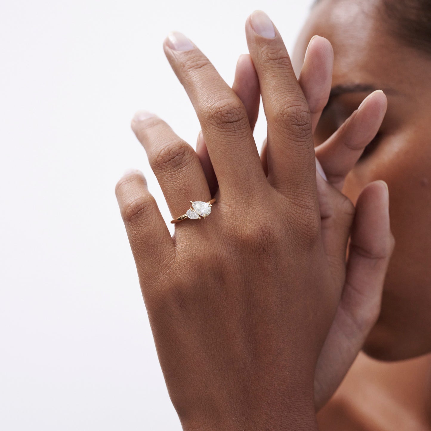 Stunning 1 CT Pears Moissanite Engagement Ring with Two Stone Design 2