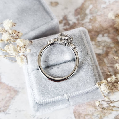 1.0 CT Round Cluster CVD E/VS1 Diamond Engagement Ring 4