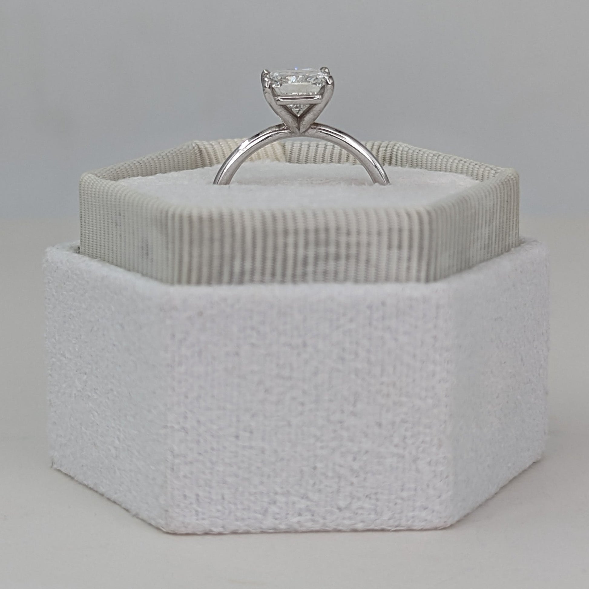 1.81 CT Cushion Solitaire CVD G/VS2 Diamond Engagement Ring 5