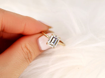 Stunning 2.60 CT Emerald Moissanite Engagement Ring with Hidden Halo Design 3