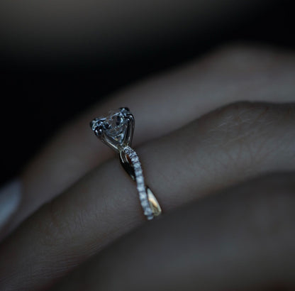 0.89 CT Round Cut Twisted Shank Pave CVD E/VS1 Diamond Engagement Ring 4