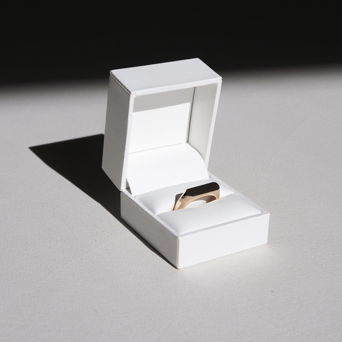 Stunning Men's Narrow Signet Wedding Bands 1