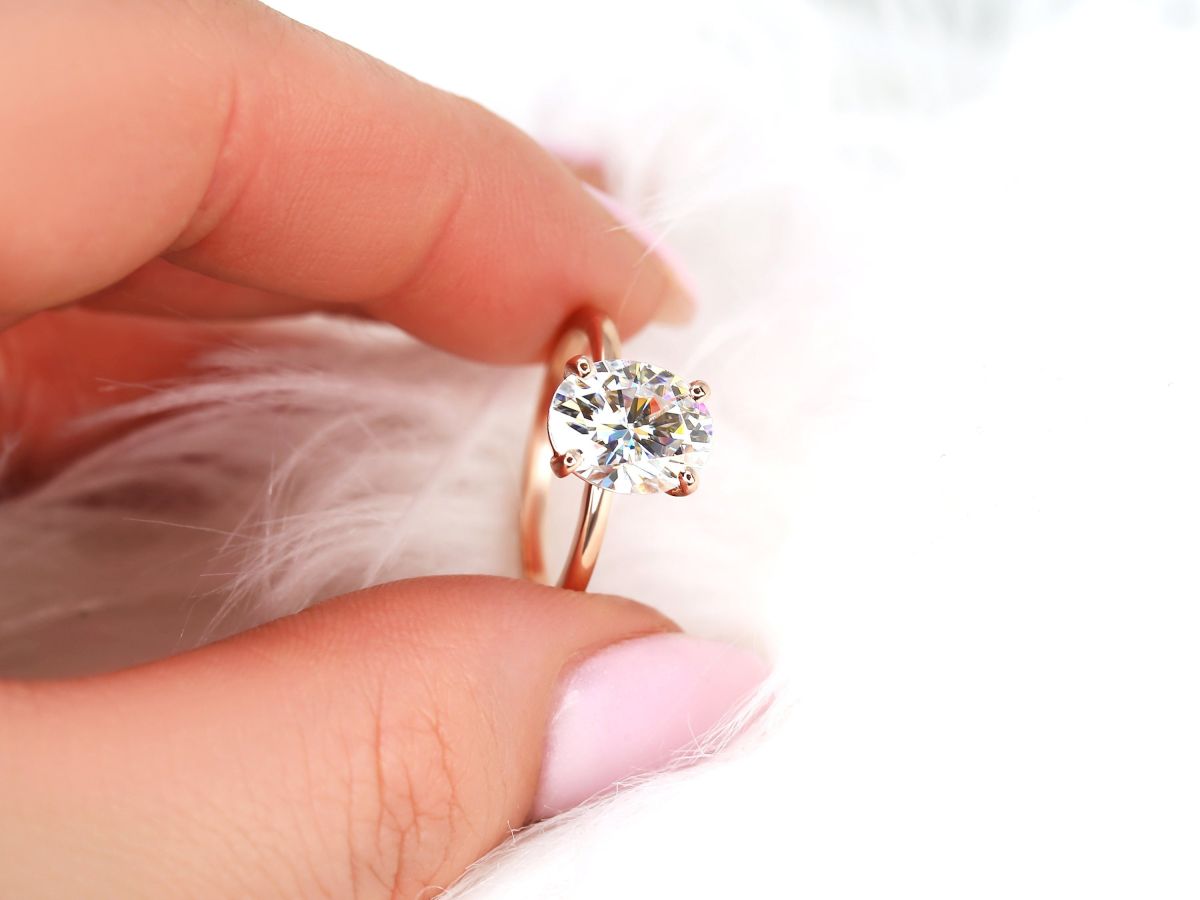 Stunning 3.0 CT Oval Moissanite Engagement Ring with Solitaire Design 6