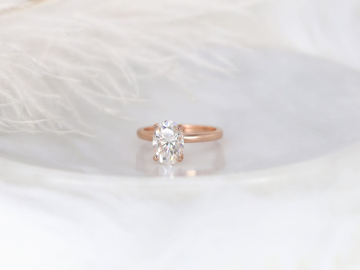 Stunning 2.5 CT Oval Moissanite Engagement Ring with Solitaire Design 2