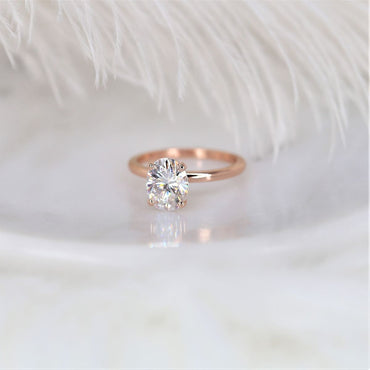 Stunning 2.0 CT Oval Moissanite Engagement Ring with Solitaire Design 2