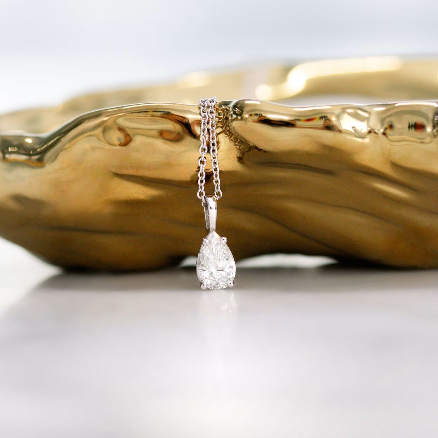 1.0 CT Pear Cut Moissanite Diamond Solitaire Pendant Necklace in Solid Gold 2