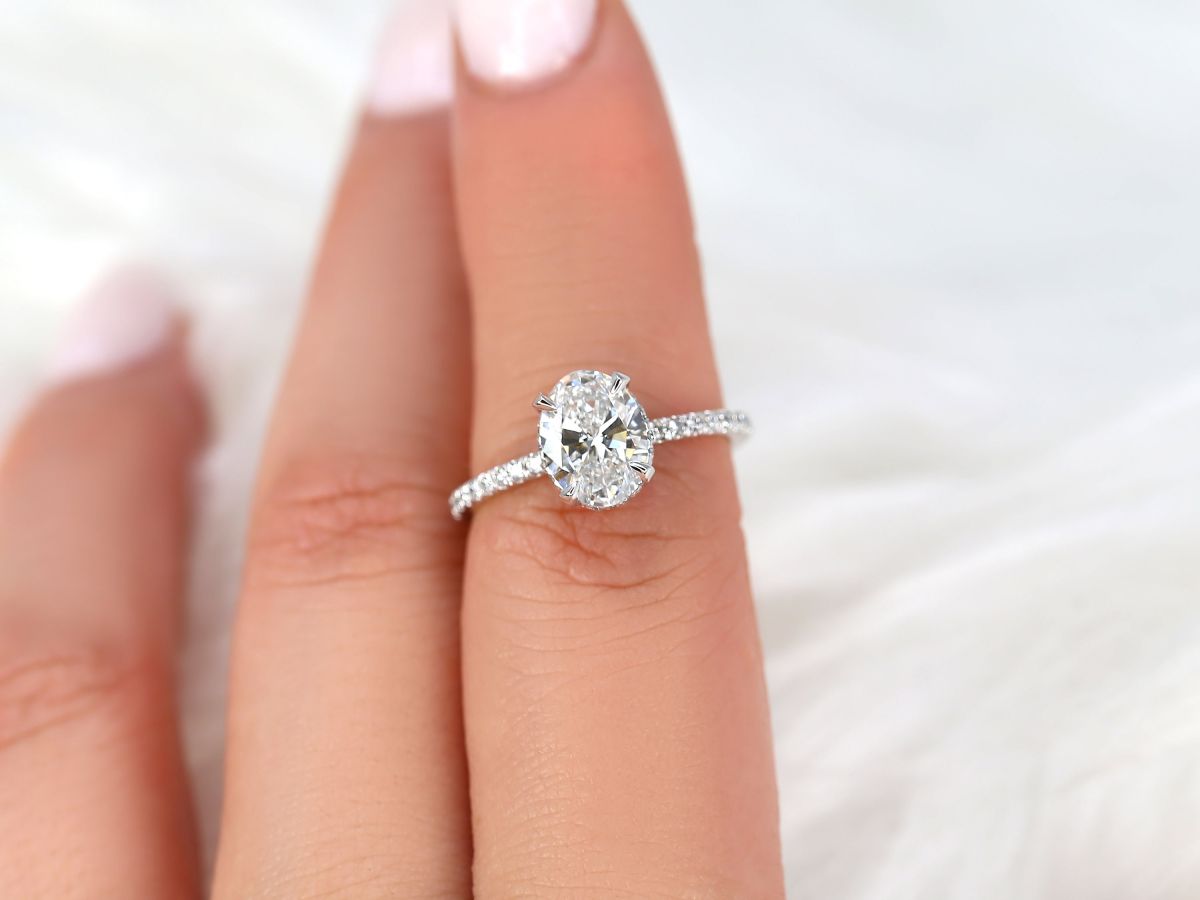 Stunning 1.5 CT Oval Moissanite Engagement Ring with Hidden Halo Design 6
