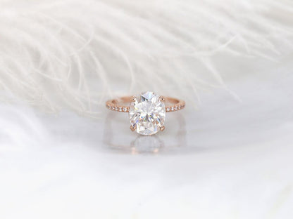 Stunning 4.20 CT Oval Moissanite Engagement Ring with Hidden Halo Design 1