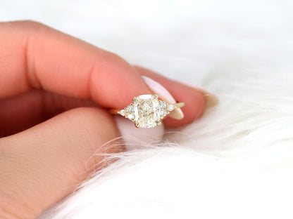 Stunning 2 CT Cushion Moissanite Engagement Ring with Cluster Design 7