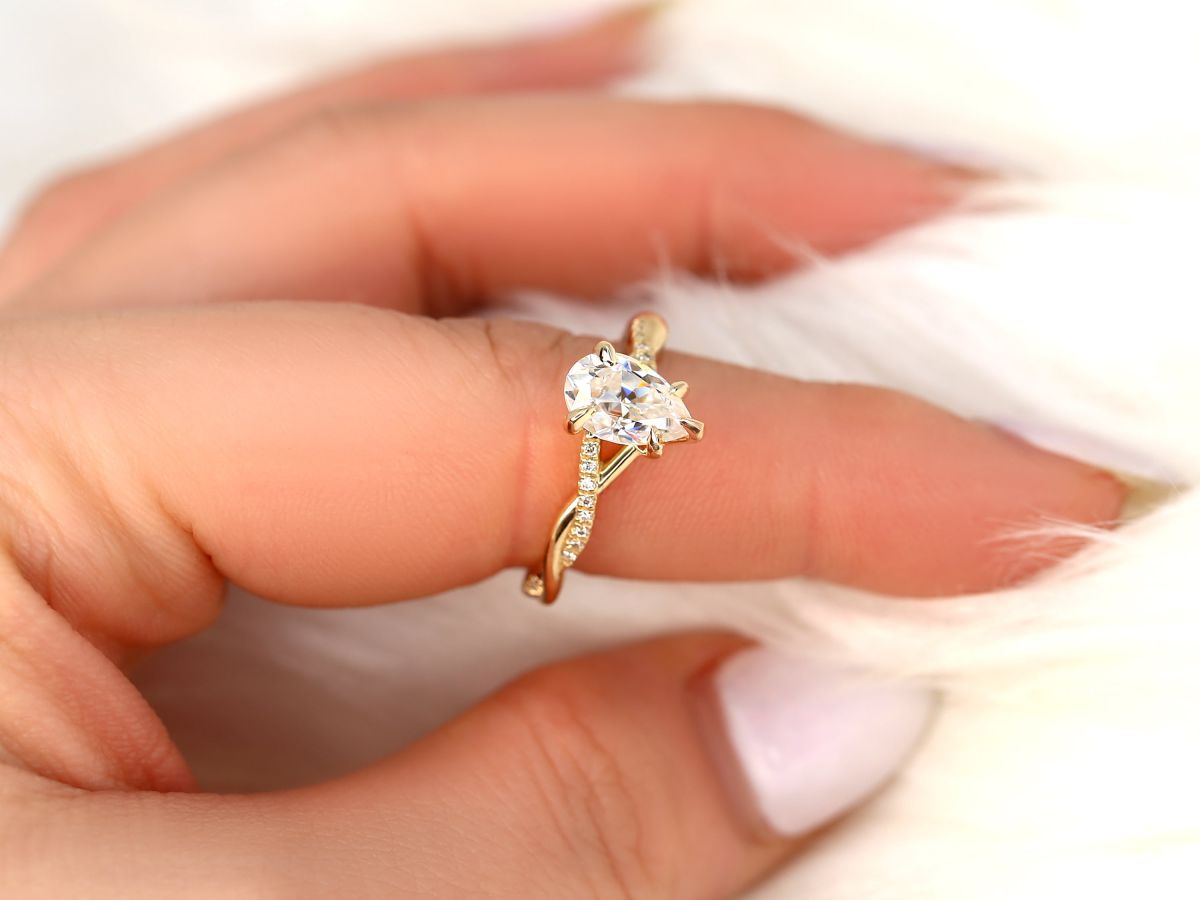 Stunning 1.50 CT Pear Moissanite Engagement Ring with Twisted Pave Design 7