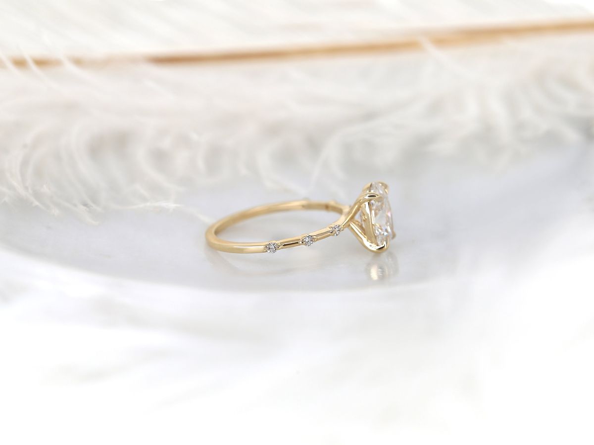 Stunning 1.69 CT Oval Moissanite Engagement Ring with Dainty Design 2