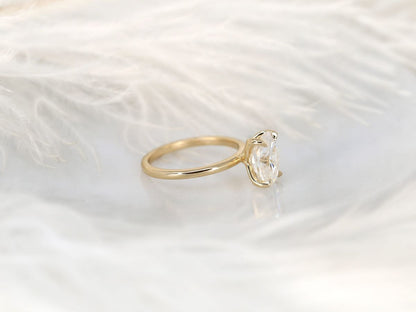 Stunning 2.5 CT Oval Moissanite Engagement Ring with Solitaire Design 2