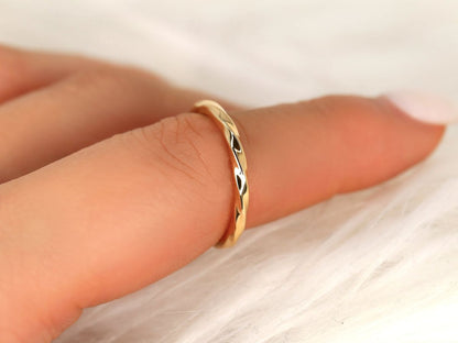 Stunning Twisted Wedding Bands 5