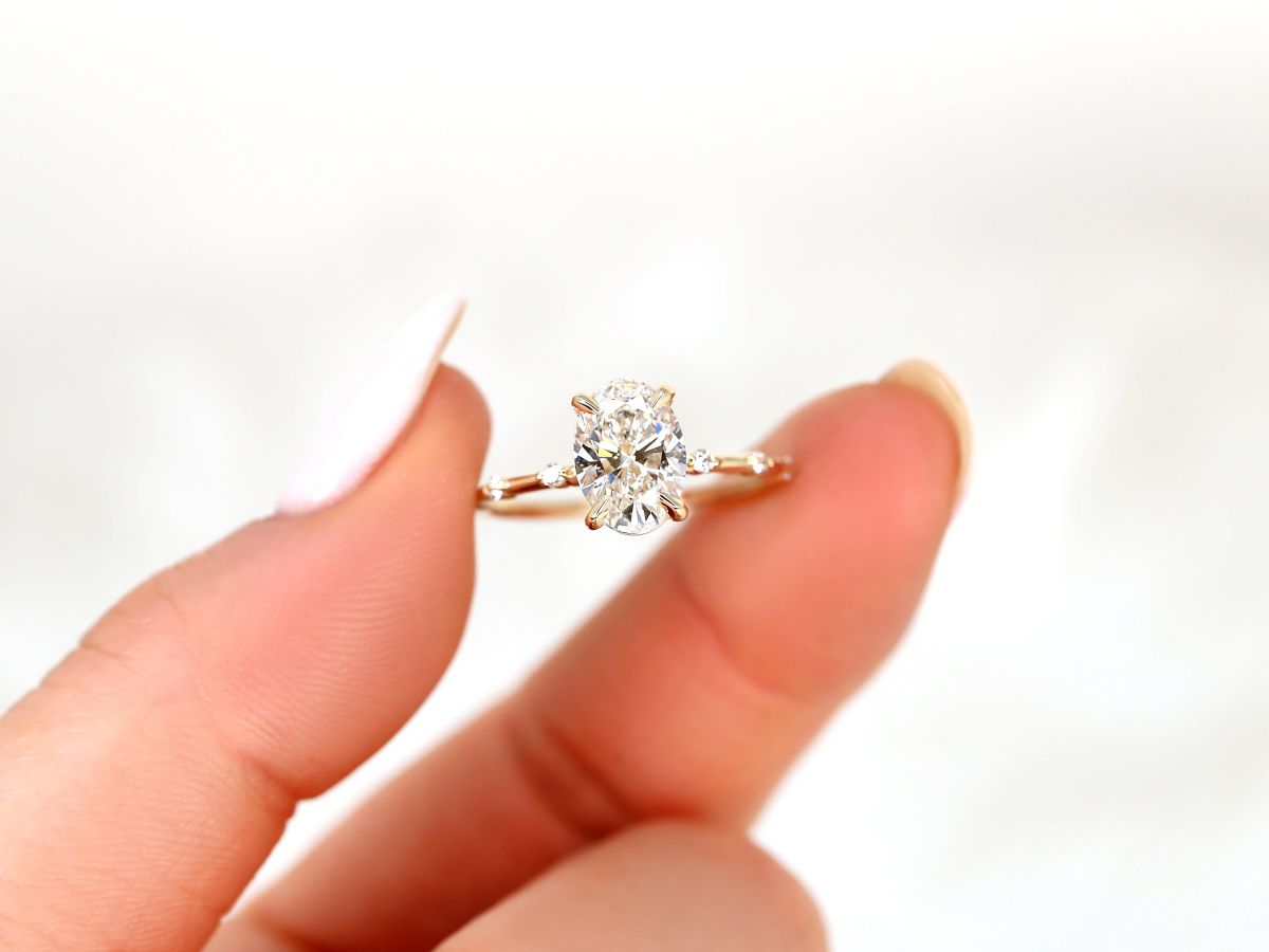 Stunning 1.69 CT Oval Moissanite Engagement Ring with Dainty Design 4
