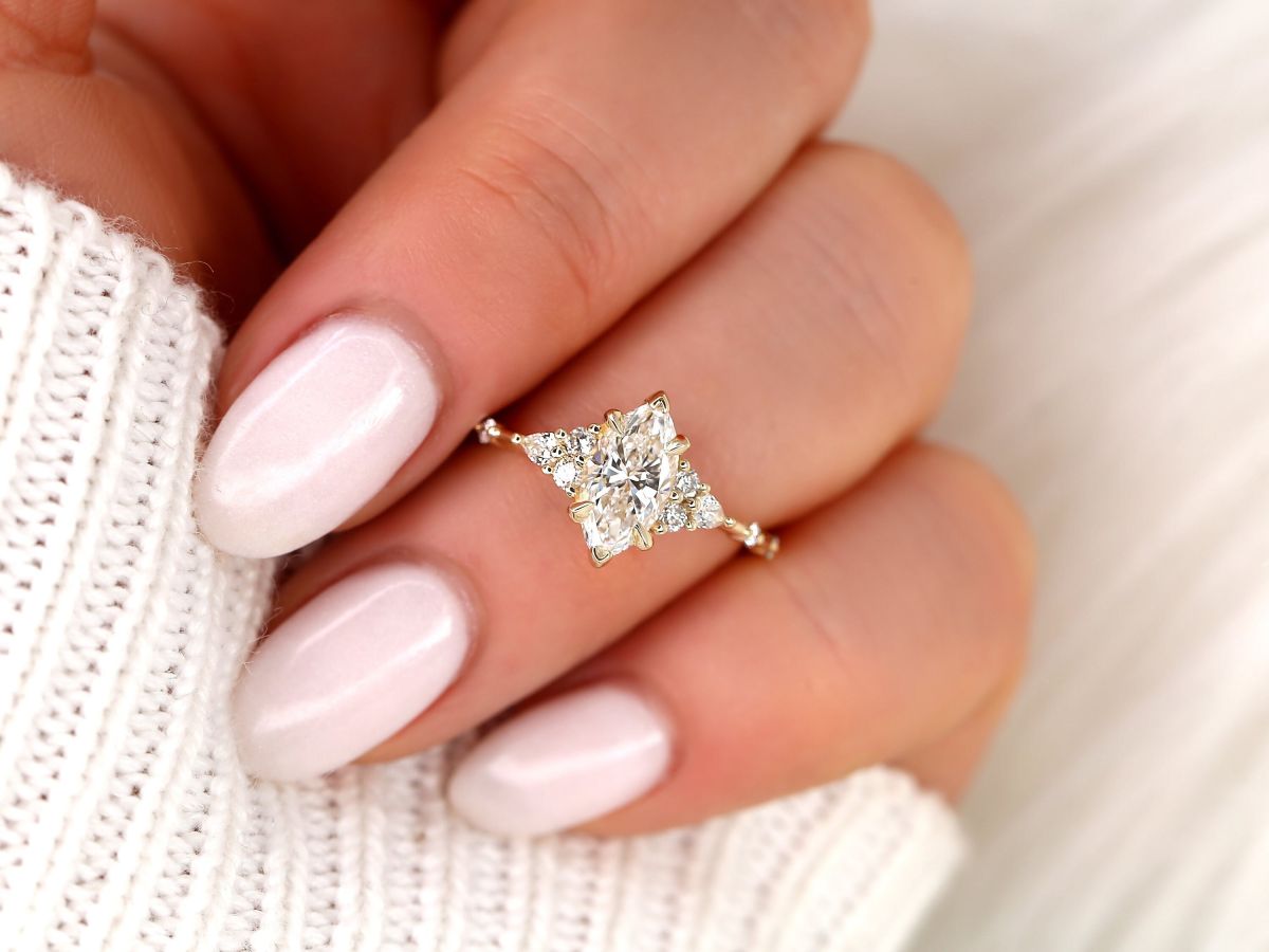 Stunning 1 CT Marquise Moissanite Engagement Ring With Cluster Design 5