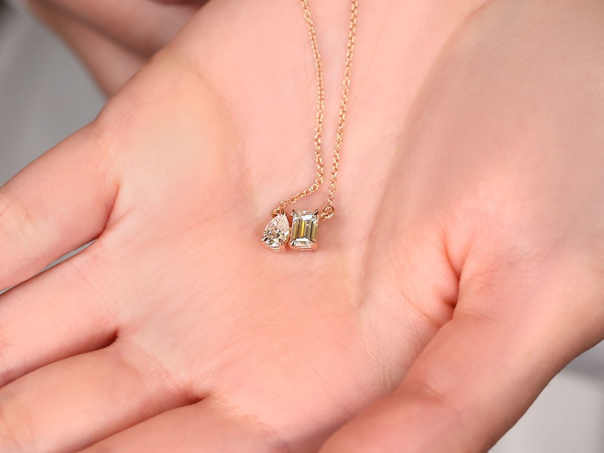 0.50 CT Emerald & Pear Moissanite Diamond Two Stone Pendant Necklace in Solid Gold 2