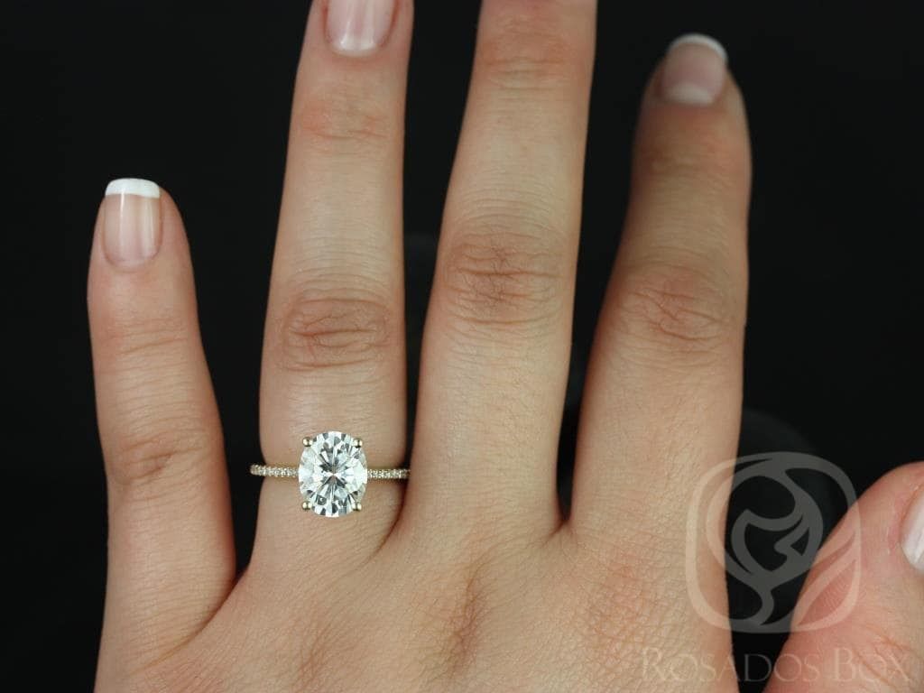 Stunning 3.0 CT Oval Moissanite Engagement Ring with Pave Design 4