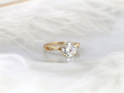 Stunning 2.0 CT Round Moissanite Engagement Ring with Hidden Halo Design 1