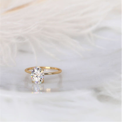 Stunning 2.10 CT Oval Moissanite Engagement Ring with Solitaire Design 3