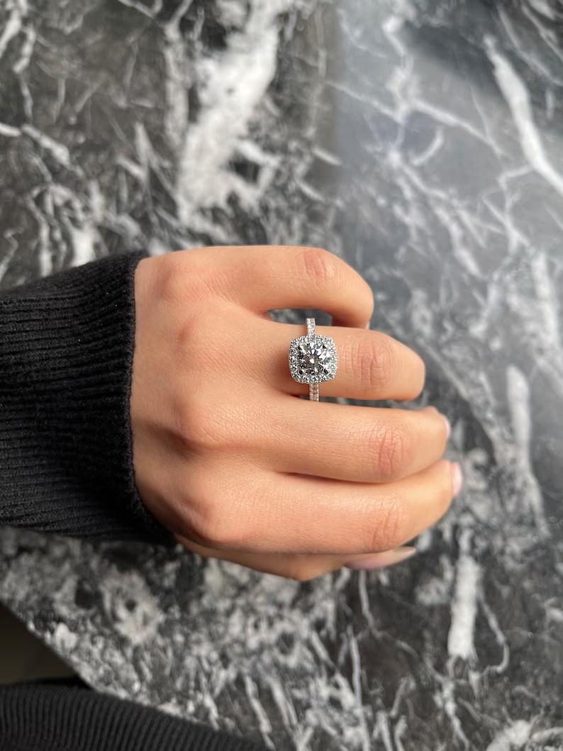 Round Halo & Pave Lab Grown Diamond Engagement Ring