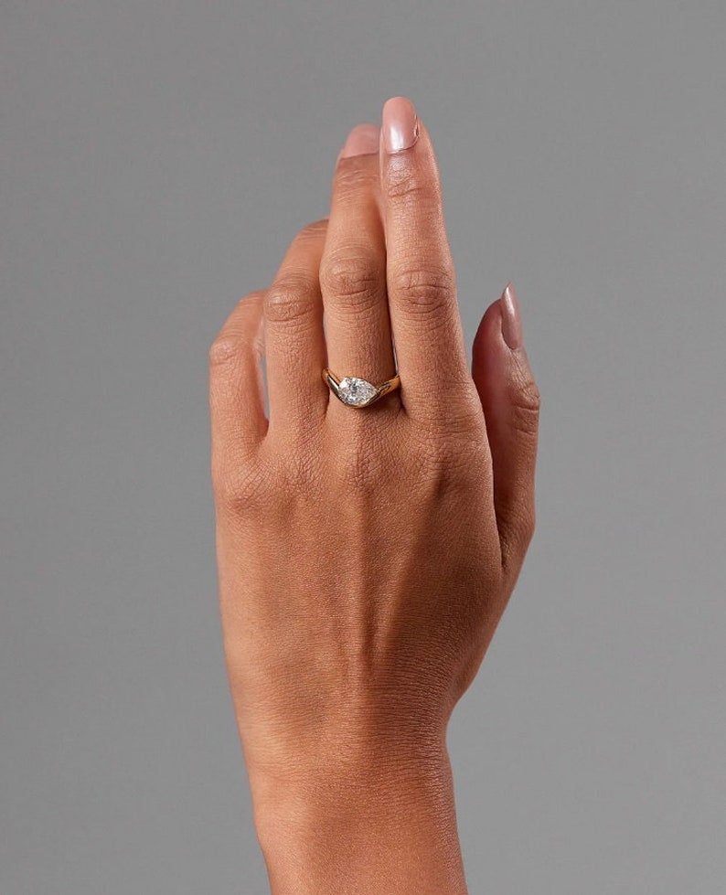 0.50 CT Pear Cut  Solitaire Moissanite Engagement Ring 4