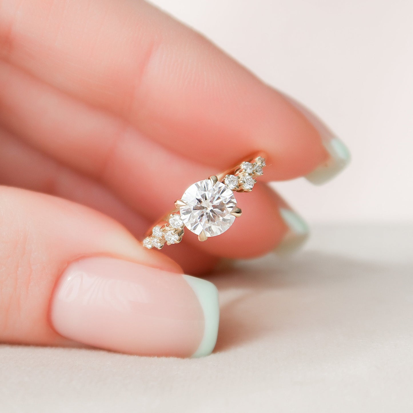 1.0 CT Round Cut Pave Moissanite Engagement Ring 2