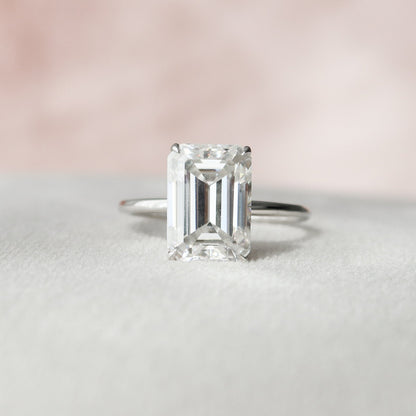 4.5 CT Emerald Solitaire Style Moissanite Engagement Ring 2