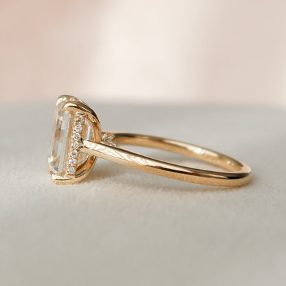 3.0 CT Emerald Cut Hidden Halo Moissanite Engagement Ring 5